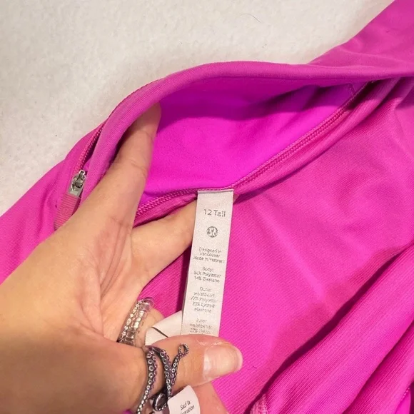 Lululemon Speed Up Shorts Sonic Pink Size 12 Tall - Picture 3 of 4